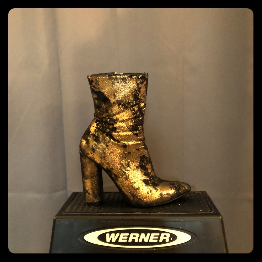 Gold High Heeled booties